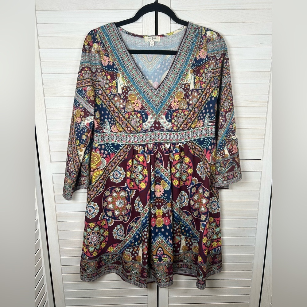 Umgee Colorful Bohemian V-Neck Dress. Size Small, Layering!